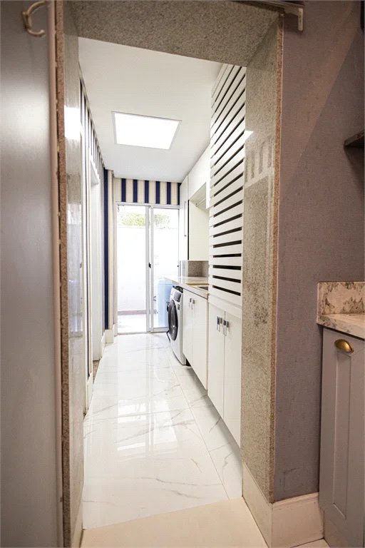 Apartamento à venda com 5 quartos, sendo 4 suítes, em Parque Reboucas, São Paulo, SP