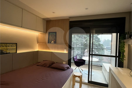 Apartamento à venda ou para alugar com 1 quarto em Pinheiros, São Paulo, SP