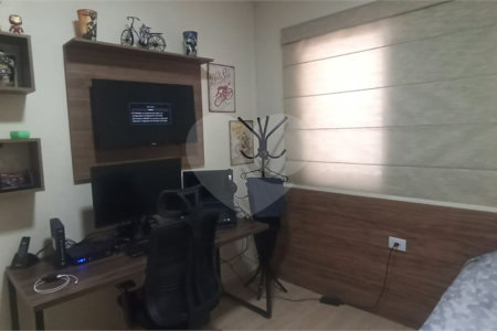 Sobrado à venda com 3 suítes em Vila Mazzei, São Paulo, SP