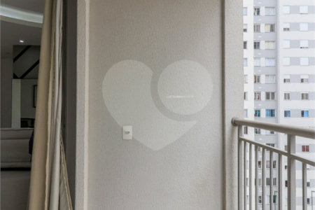 Apartamento à venda com 3 quartos, sendo 1 suíte, em Santo Amaro, São Paulo, SP