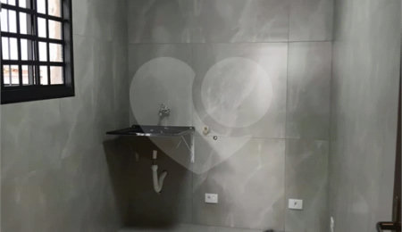Sobrado para alugar com 2 quartos, sendo 1 suíte,  no Centro, São Roque, SP