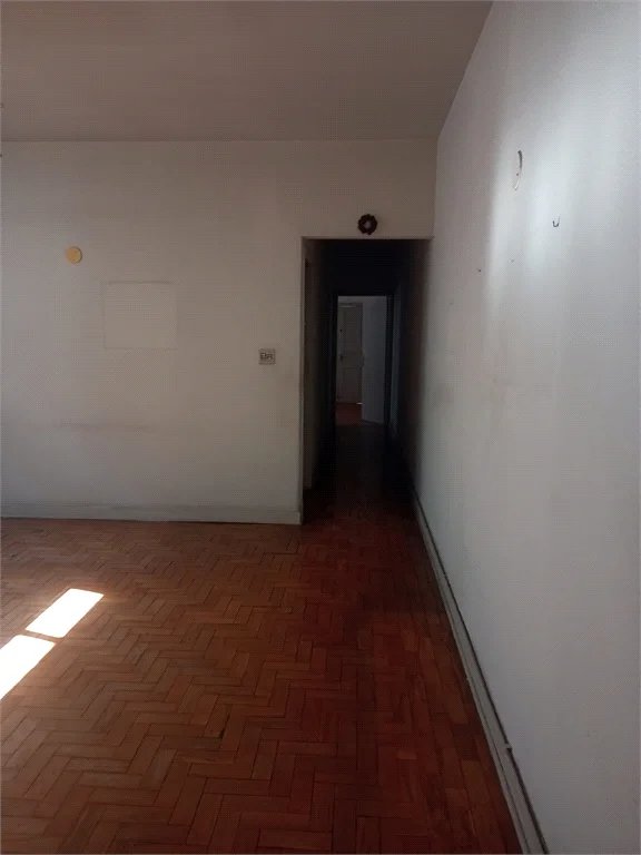 Casa à venda com 3 quartos em Vila Romana, São Paulo, SP
