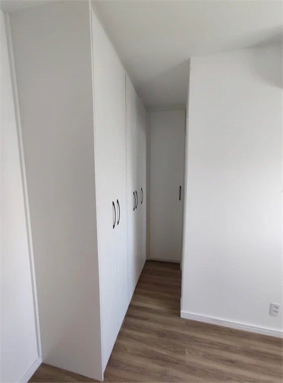 Apartamento à venda com 2 quartos, sendo 1 suíte,  em Jardim das Acácias, São Paulo, SP