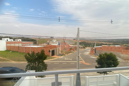 Casa à venda com 2 quartos, sendo 1 suíte, em Loteamento Parque Santa Cristina, Sorocaba, SP