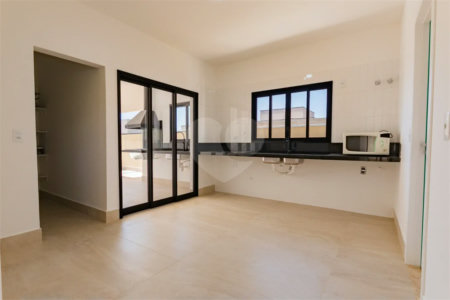 Casa à venda com 3 suítes no condomínio Residencial Mont'alcino, Valinhos - SP