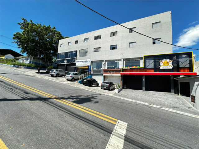 Salão Comercial para alugar em Vila Monte Belo, Itaquaquecetuba, SP