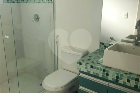 Casa à venda com 5 quartos, sendo 4 suítes, no condomínio Sol Vinhedo, Vinhedo - SP