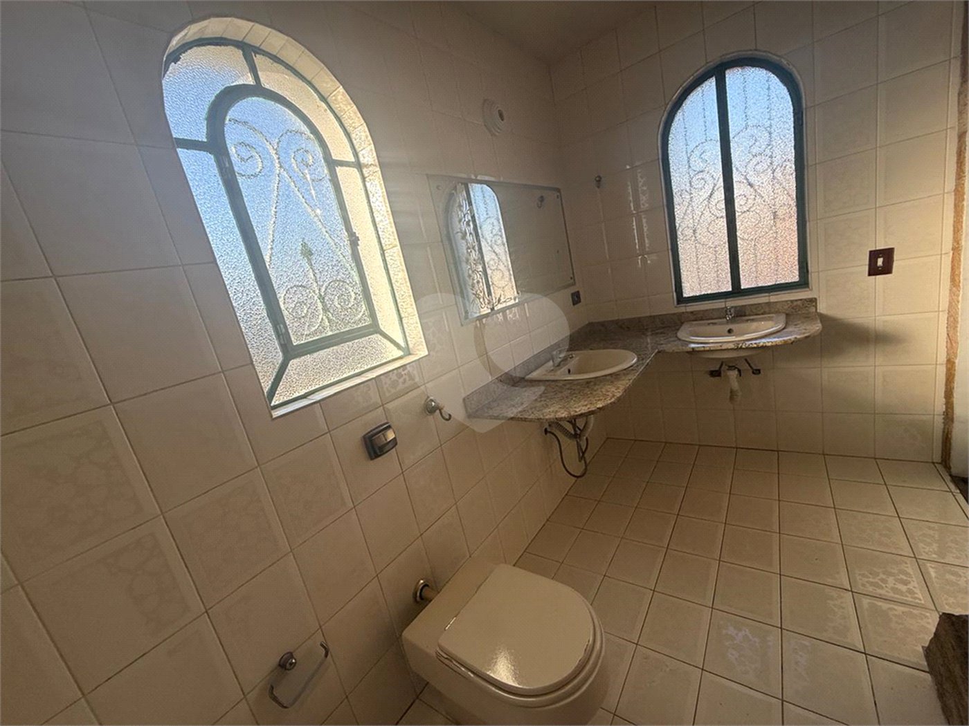 Sobrado à venda com 3 quartos, sendo 1 suíte,  em Vila Santo Antônio, São Paulo, SP