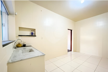 Casa à venda com 3 quartos, sendo 1 suíte, no Centro, Itapetininga, SP