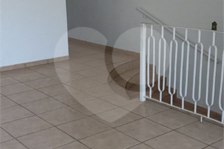 Casa à venda com 3 quartos, sendo 1 suíte, em Jardim Europa, Bragança Paulista, SP