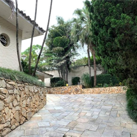 Casa à venda com 4 quartos, sendo 3 suítes,  em Fazenda Morumbi, São Paulo, SP