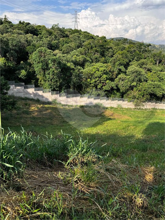 Terreno à venda com 1 suíte no condomínio Residencial Campo de Toscana, Vinhedo - SP
