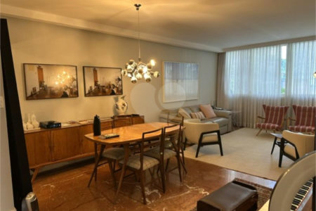 Apartamento à venda com 3 quartos, sendo 1 suíte,  em Cerqueira César, São Paulo, SP