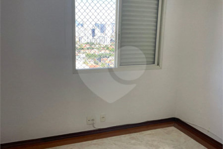 Apartamento para alugar com 3 quartos, sendo 1 suíte, em Indianópolis, São Paulo, SP