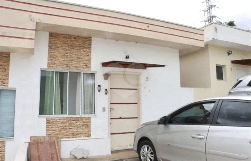 Triplex à venda com 3 quartos em Chácara Canta Galo, Cotia, SP