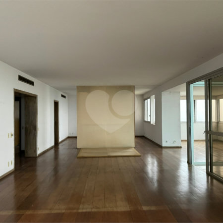 Apartamento à venda com 4 suítes em Jardim Marajoara, São Paulo, SP