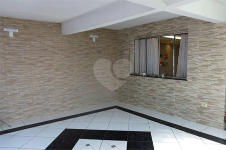 Casa à venda com 222m², 3 quartos e 2 vagas