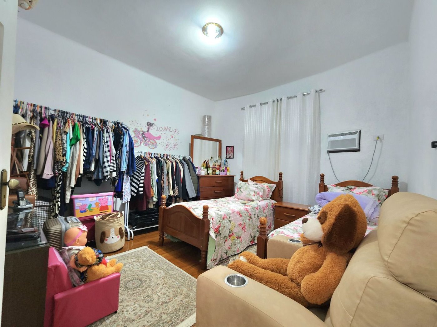 Casa próximo da praia com 3 dormitórios à venda, 128 m² por R$ 1.300.000 - Pompéia - Santos/SP