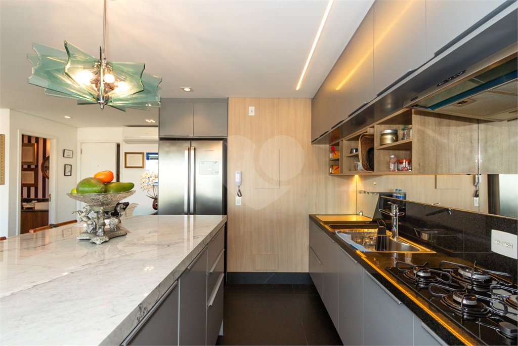 Apartamento à venda com 2 quartos, sendo 1 suíte,  em Vila Leopoldina, São Paulo, SP