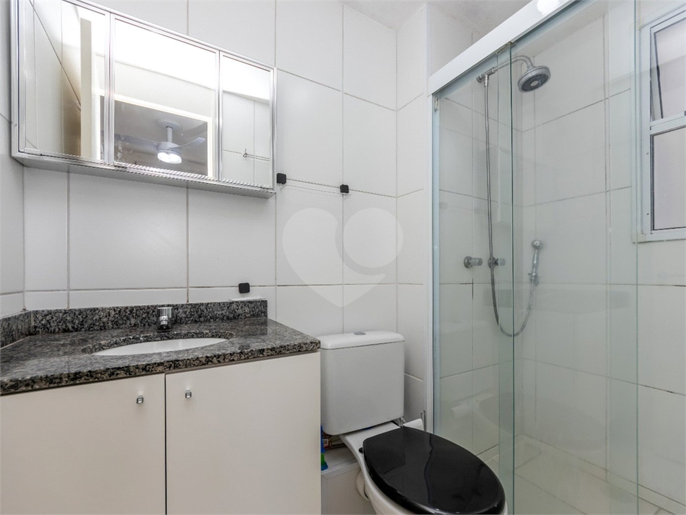 Apartamento à venda com 2 quartos, sendo 1 suíte,  em Jardim Caboré, São Paulo, SP
