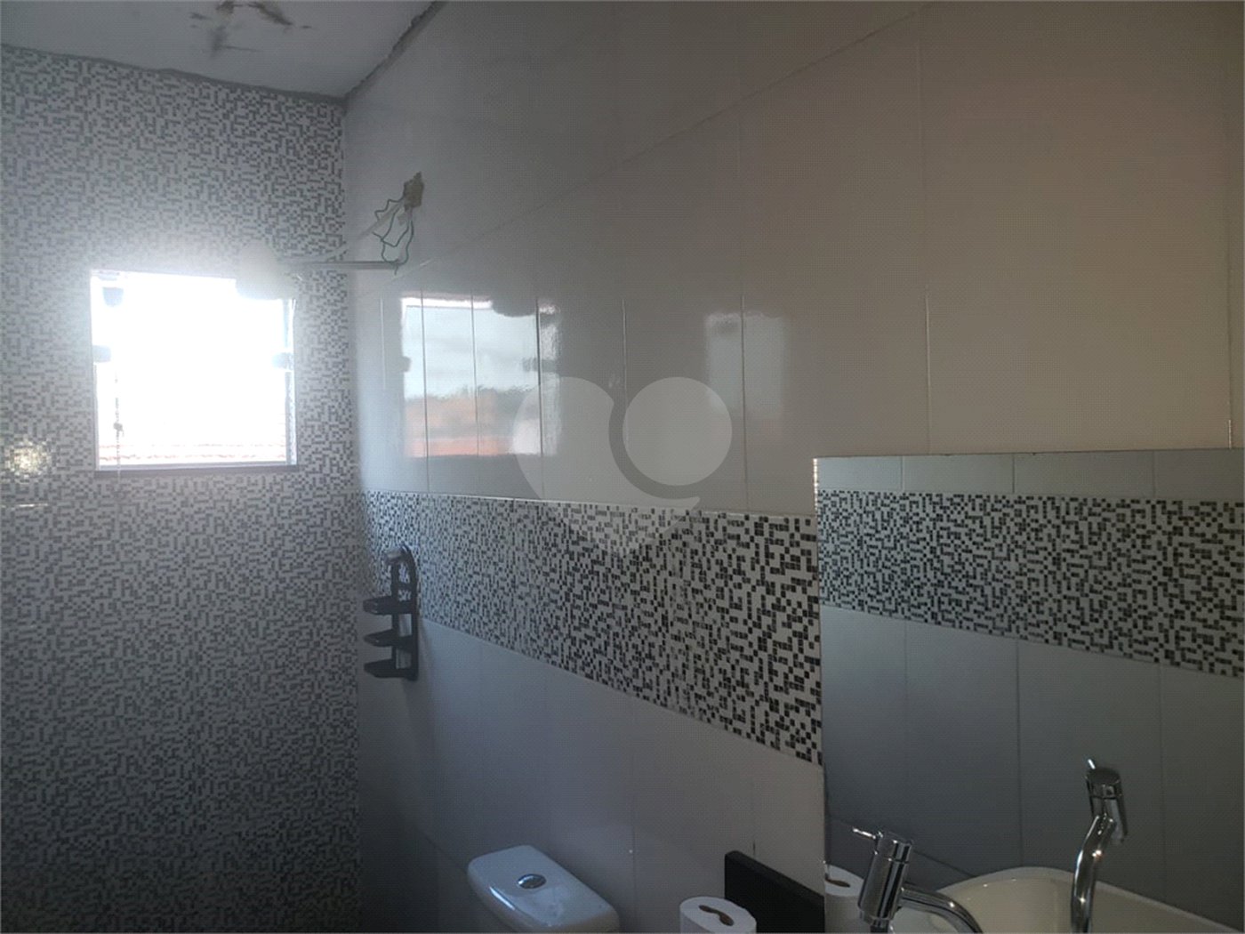 Sobrado à venda com 4 quartos, sendo 2 suítes, em Vila Mazzei, São Paulo, SP