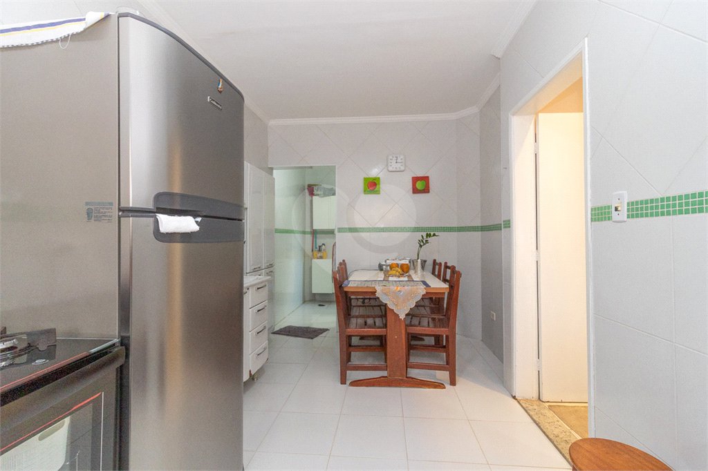 Casa à venda com 3 quartos, sendo 1 suíte, em Chora Menino, São Paulo, SP