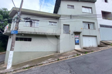Sobrado à venda com 2 quartos, sendo 1 suíte,  em Vila Pereira Cerca, São Paulo, SP