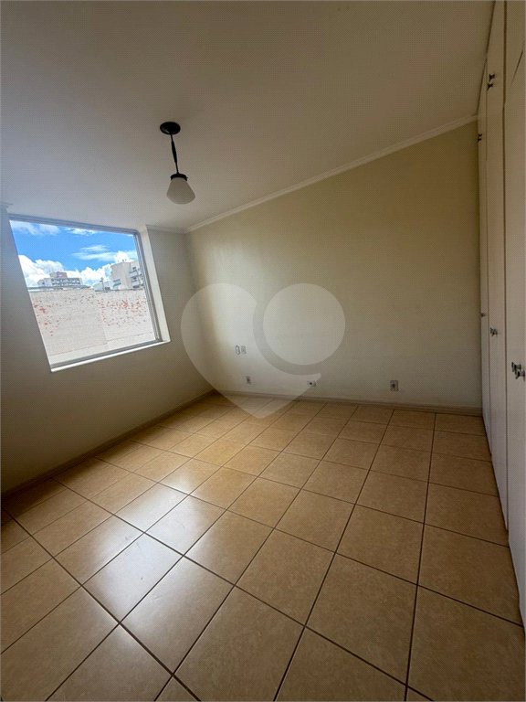 Apartamento à venda com 3 quartos, sendo 1 suíte, no Centro, Ribeirão Preto, SP