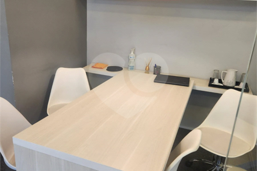 Apartamento à venda com 3 quartos, sendo 1 suíte, em Barra Funda, São Paulo, SP