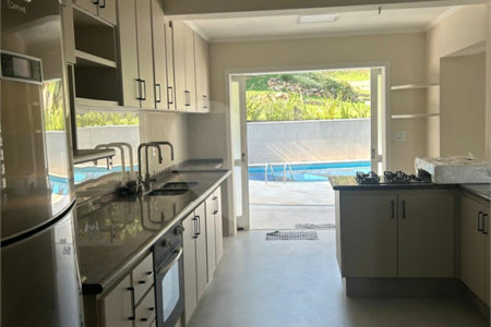 Casa à venda com 4 suítes no condomínio Jardim Paulista I, Vinhedo - SP
