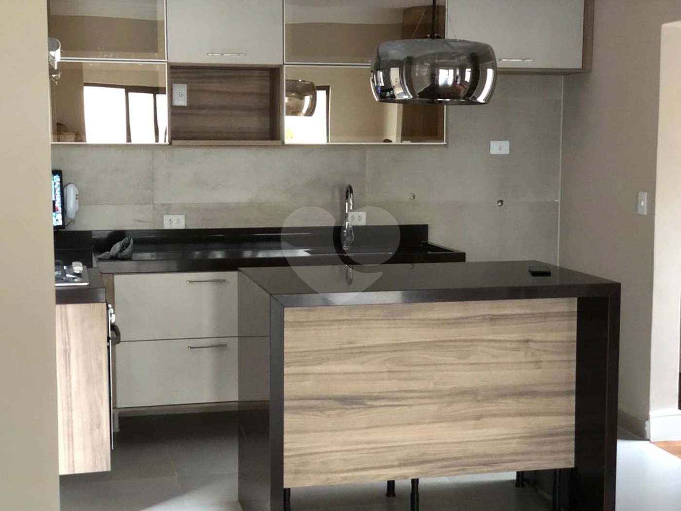 Casa à venda com 4 quartos, sendo 2 suítes,  em Horto Florestal, São Paulo, SP