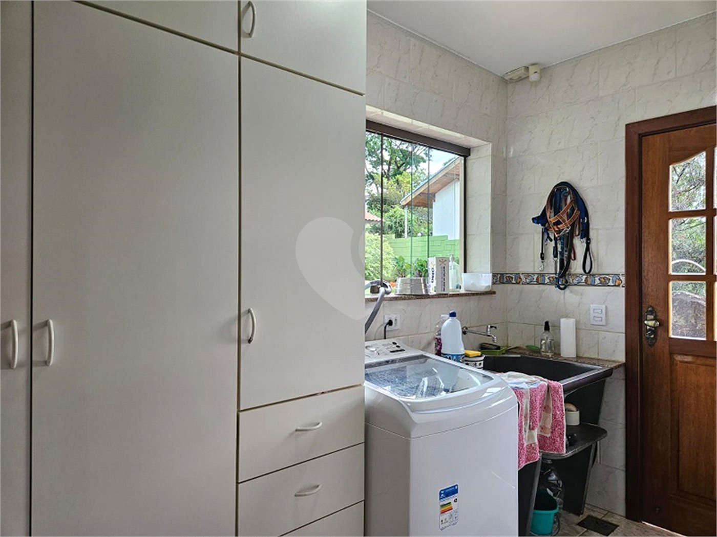 Casa à venda com 4 quartos, sendo 3 suítes, em Jardim Tapajós, Atibaia, SP