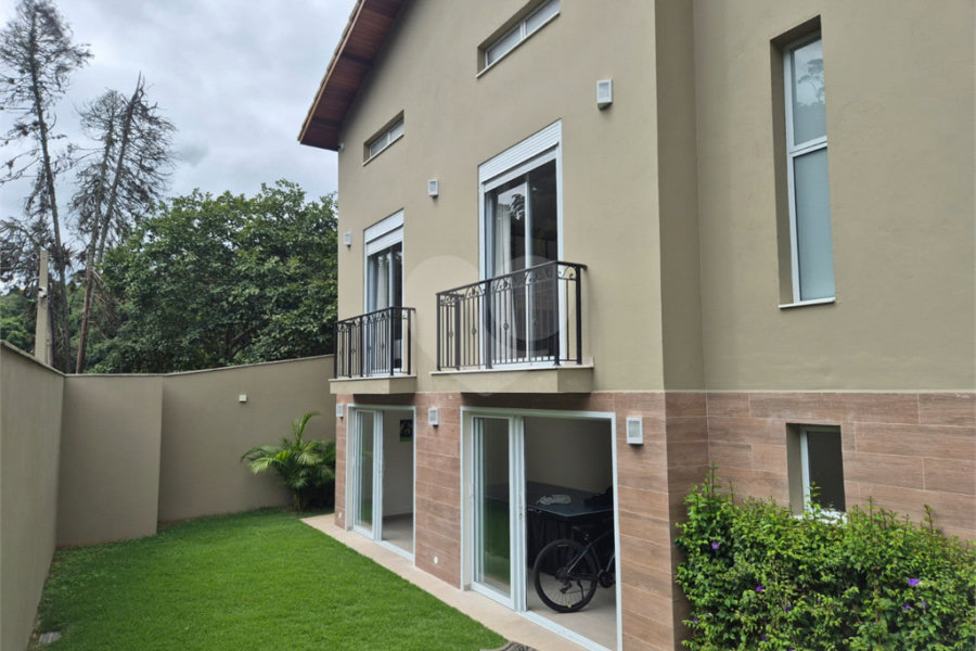 Casa à venda com 3 suítes no condomínio Alpes da Cantareira, Mairiporã - SP