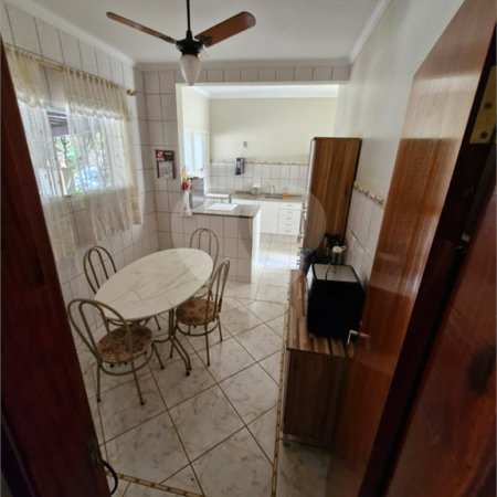 Casa à venda ou para alugar com 3 quartos, sendo 1 suíte, no condomínio Rsidencial Jatoba, Ribeirão Preto - SP