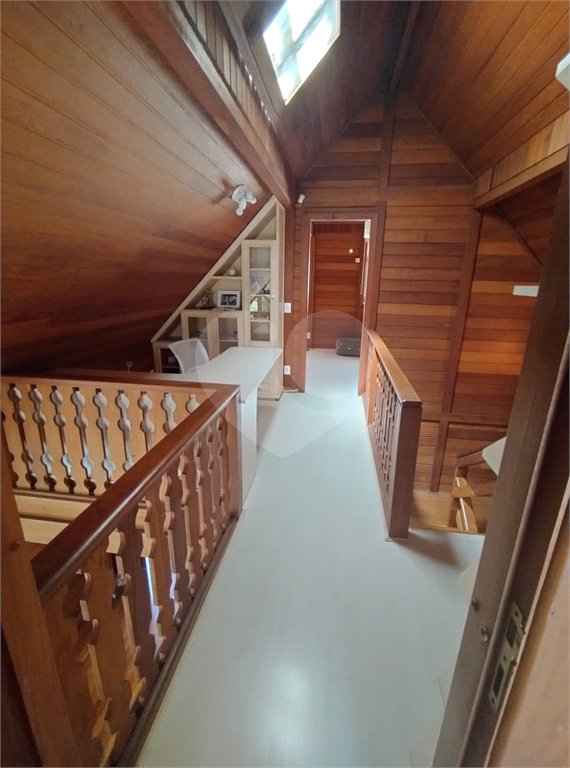 Casa à venda com 3 quartos, sendo 1 suíte, no condomínio Bosque de Greviléa, Vinhedo - SP