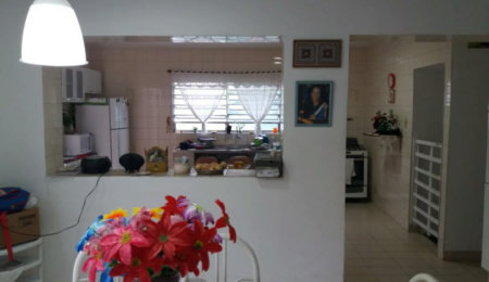 Casa à venda com 4 quartos, sendo 1 suíte,  em Jardim Helga, São Paulo, SP