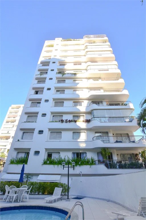Apartamento à venda com 4 quartos, sendo 2 suítes, em Brooklin Paulista, São Paulo, SP