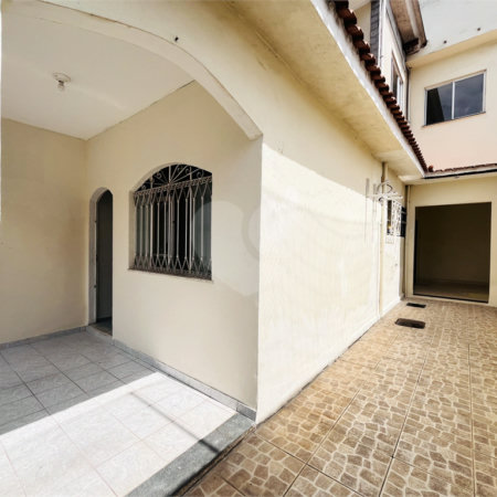 Casa à venda com 3 quartos em Campo Grande, Rio de Janeiro, RJ