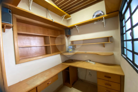 Casa Térrea para alugar com 3 quartos, sendo 1 suíte, em Jardim Alvinópolis, Atibaia, SP