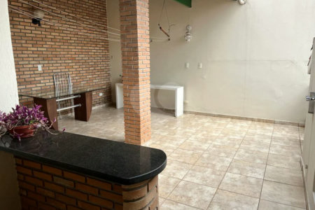 Casa à venda com 2 suítes em Água Fria, São Paulo, SP