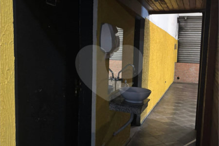Salão para alugar em Vila Monteiro, Poá, SP