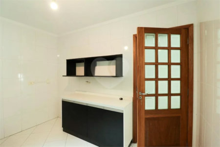 Sobrado à venda com 4 quartos, sendo 3 suítes, em Tucuruvi, São Paulo, SP