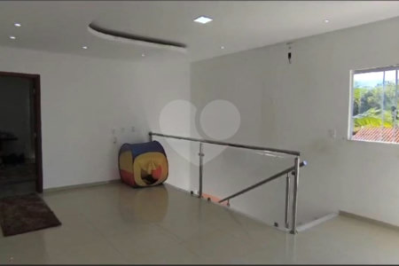 Casa à venda com 4 suítes no Centro, Santa Cruz Cabrália, BA