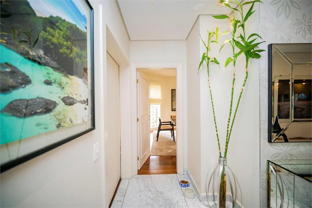 Apartamento à venda com 4 quartos, sendo 2 suítes, em Vila Suzana, São Paulo, SP