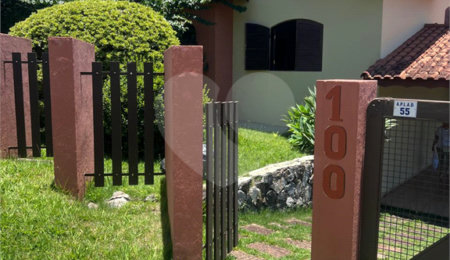 Casa à venda com 4 quartos, sendo 1 suíte, em Alpes D'ouro, Bom Jesus dos Perdões, SP