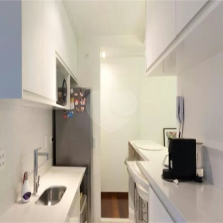 Apartamento à venda com 2 quartos, sendo 1 suíte, em Moema, São Paulo, SP