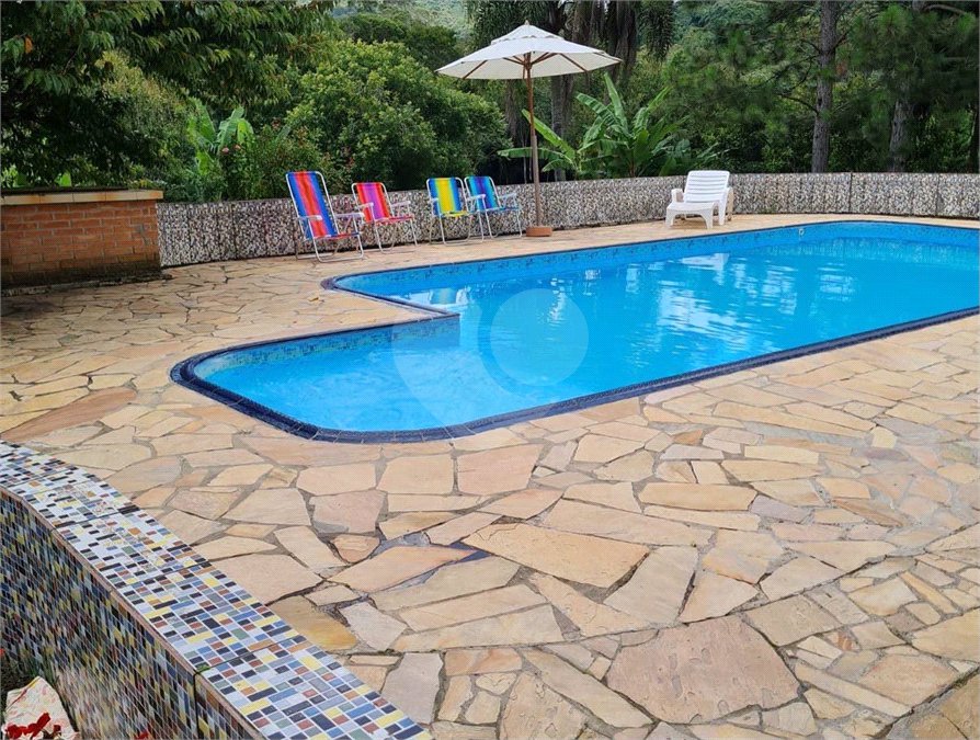 Chácara à venda com 3 quartos, sendo 1 suíte,  em Loteamento Jardim Nova Ibiúna, Ibiúna, SP
