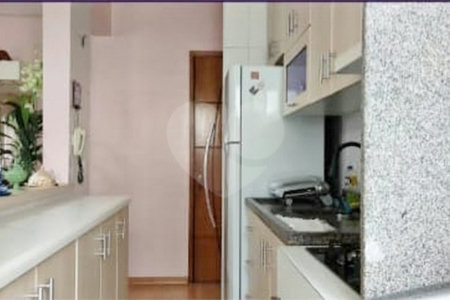 Apartamento à venda com 3 quartos, sendo 1 suíte,  em Vila Vermelha, São Paulo, SP