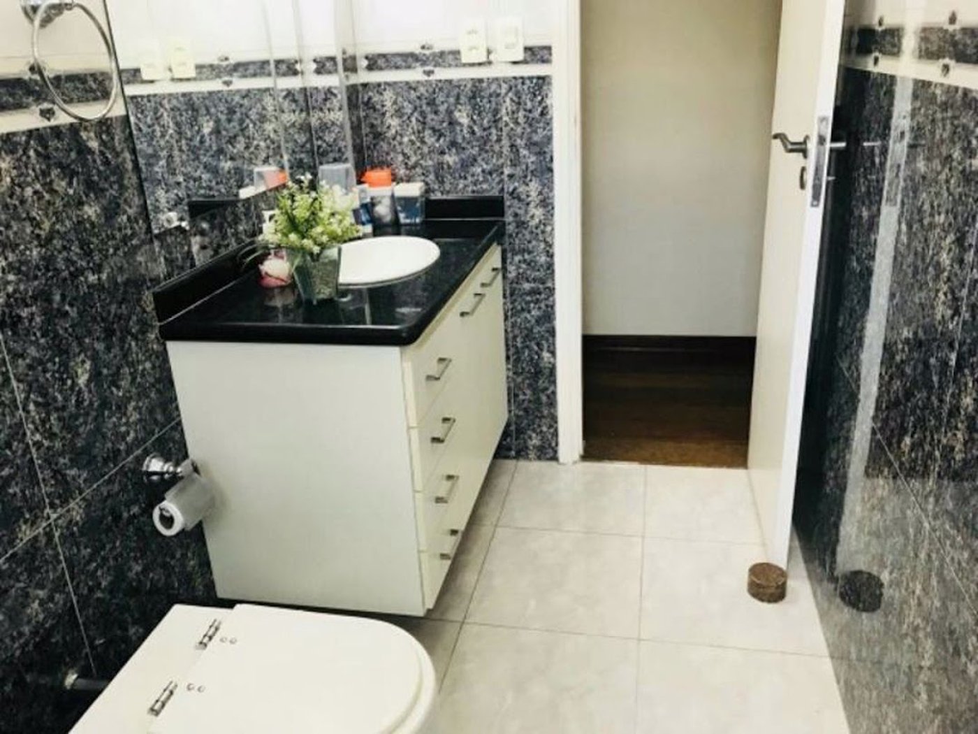 Apartamento Residencial à venda, Ponta da Praia, Santos - AP0856.