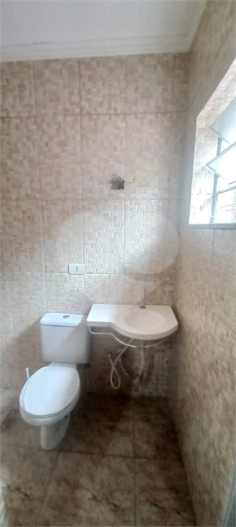 Casa Térrea à venda com 4 quartos, sendo 3 suítes, em Vila Galvão, Guarulhos, SP